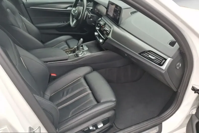 BMW 530 (Seria 5) din 2023 cu 60.600 km - oferta BMW207456 - foto 8