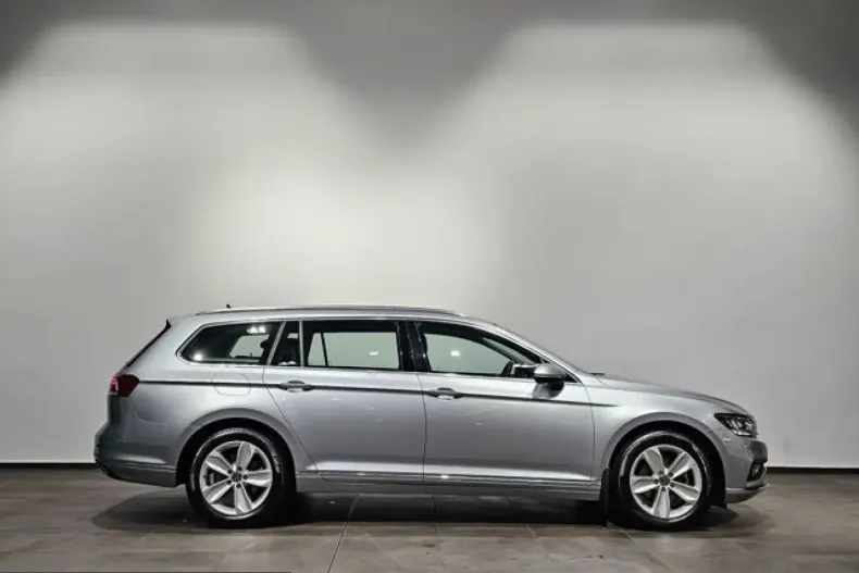 Volkswagen Passat din 2024 cu 49.000 km - oferta VOL207459 - foto 7