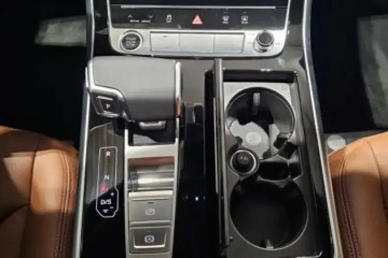 Audi Q7 din 2025 cu 19.990 km - oferta AUD207461 - foto 20