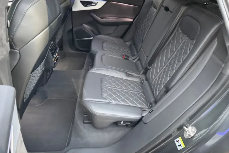 Audi Q8 din 2021 cu 68.750 km - oferta AUD207463 - foto 24