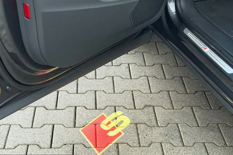 Audi Q8 din 2021 cu 68.750 km - oferta AUD207463 - foto 25