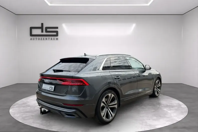 Audi Q8 din 2022 cu 69.772 km - oferta AUD207467 - foto 5