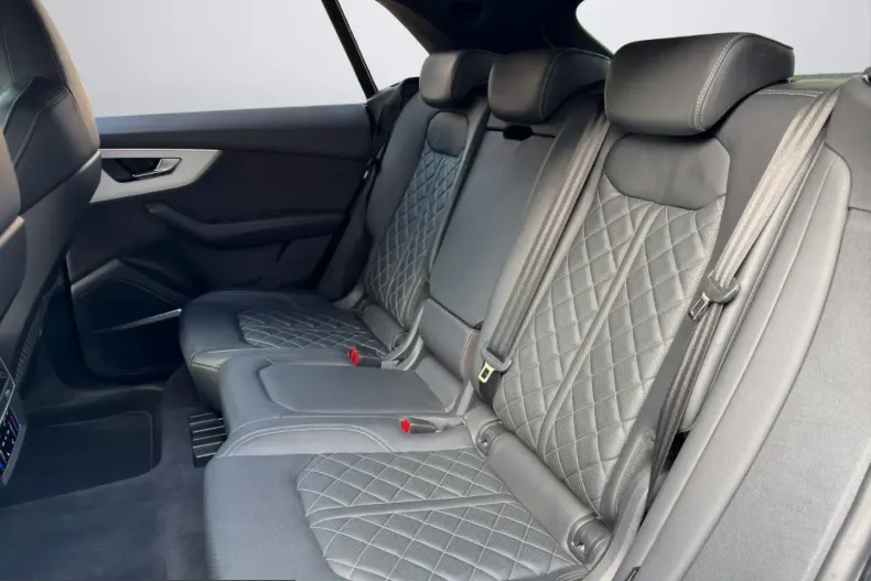 Audi Q8 din 2022 cu 69.772 km - oferta AUD207467 - foto 10