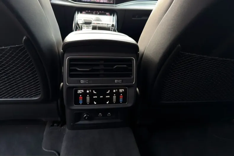 Audi Q8 din 2022 cu 69.772 km - oferta AUD207467 - foto 20