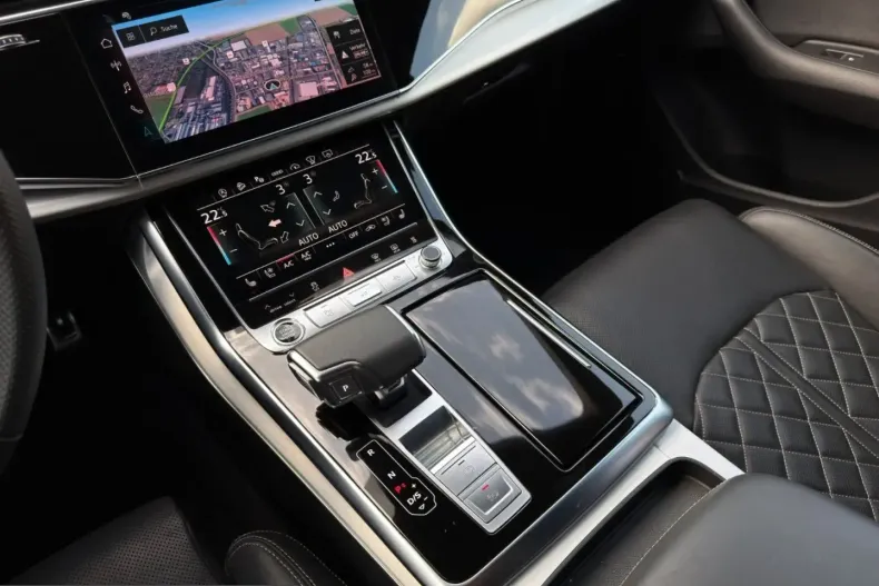 Audi Q8 din 2022 cu 69.772 km - oferta AUD207467 - foto 22