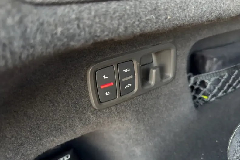 Audi Q8 din 2022 cu 69.772 km - oferta AUD207467 - foto 31