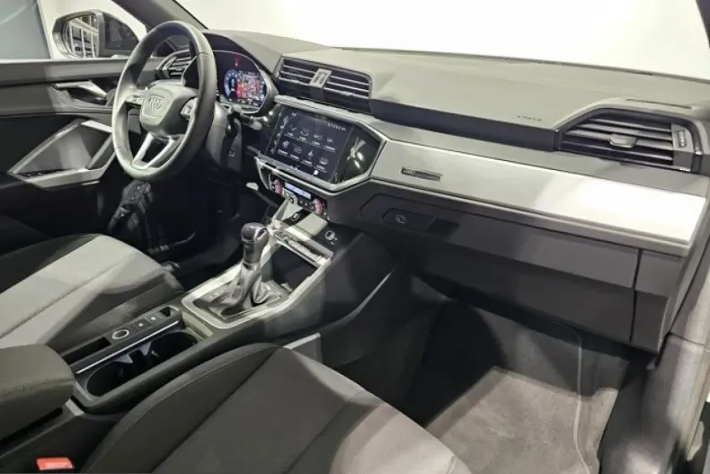 Audi Q3 din 2025 cu 14.503 km - oferta AUD207476 - foto 18