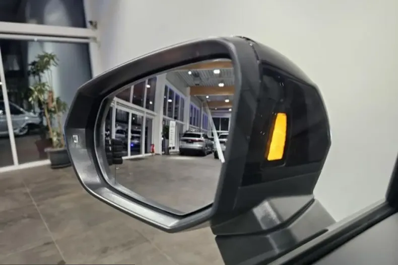 Audi Q3 din 2025 cu 14.503 km - oferta AUD207476 - foto 22