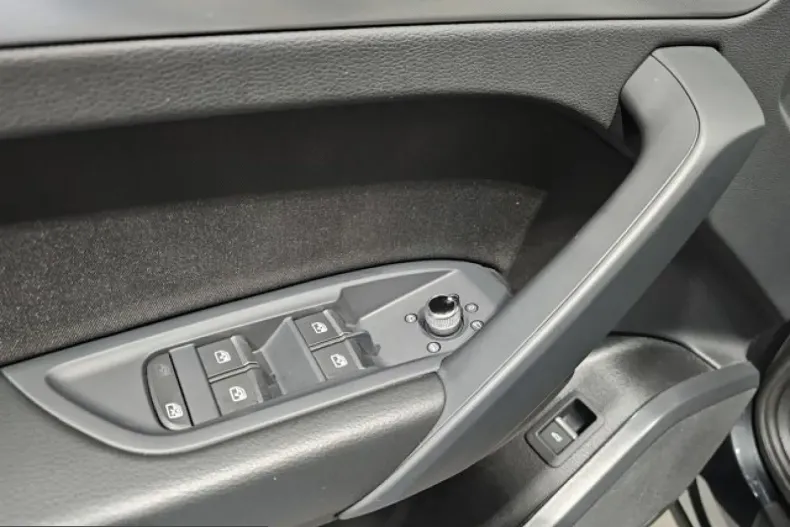 Audi Q5 din 2024 cu 27.960 km - oferta AUD207478 - foto 24