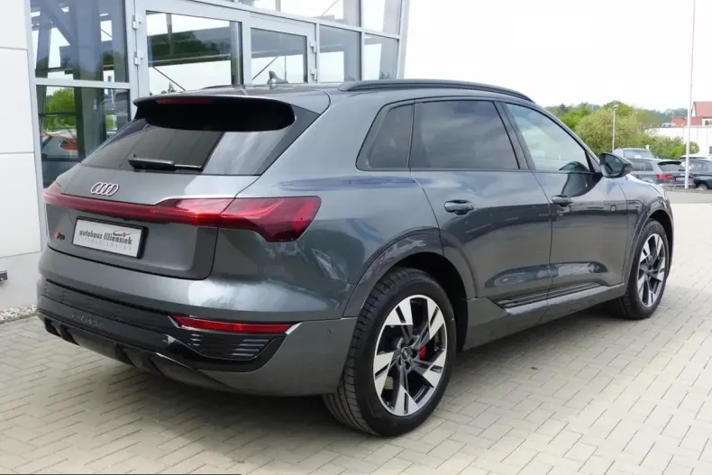Audi Q8 din 2023 cu 38.890 km - oferta AUD207485 - foto 4