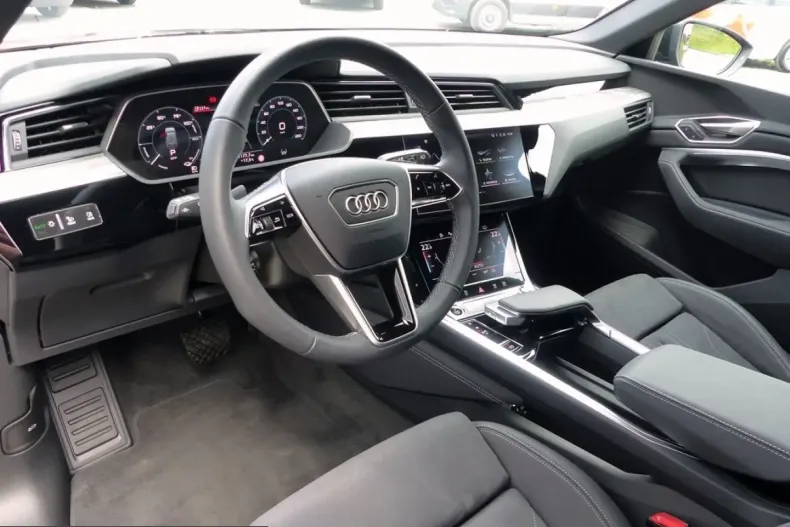 Audi Q8 din 2023 cu 38.890 km - oferta AUD207485 - foto 10