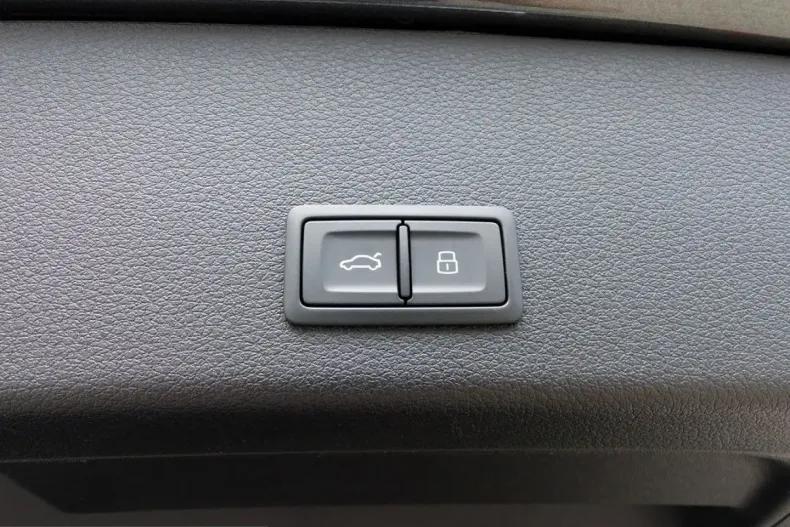 Audi Q8 din 2023 cu 38.890 km - oferta AUD207485 - foto 28