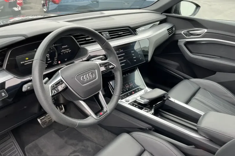 Audi Q8 din 2023 cu 21.482 km - oferta AUD207487 - foto 9