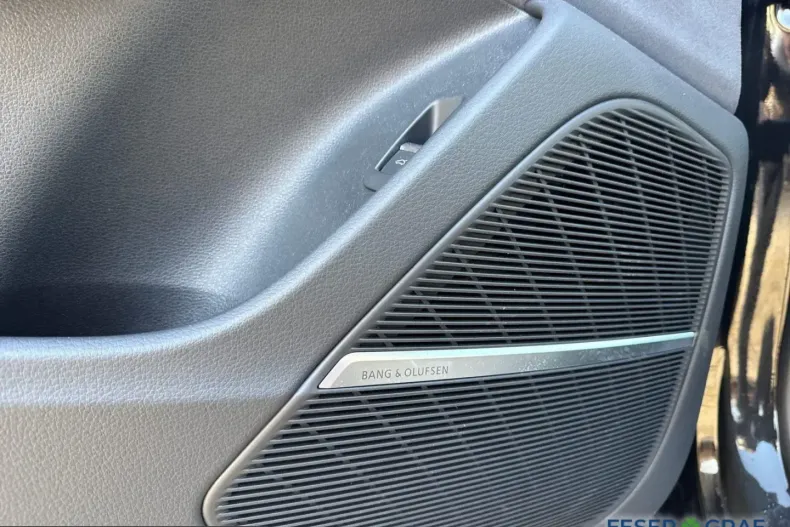 Audi Q8 din 2025 cu 9.599 km - oferta AUD207488 - foto 15