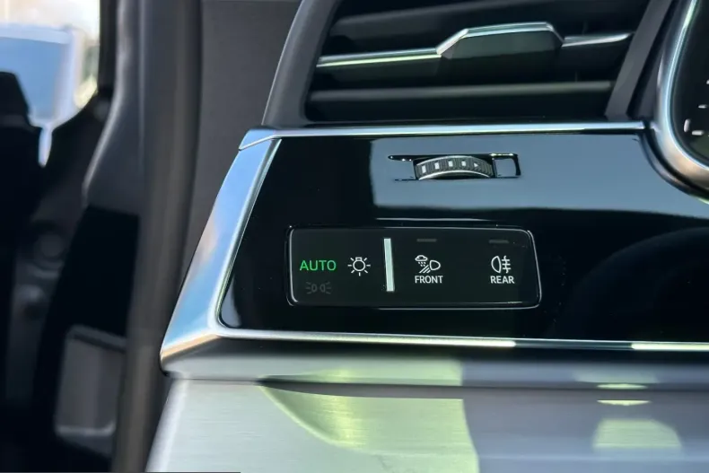 Audi Q8 din 2022 cu 48.524 km - oferta AUD207493 - foto 14