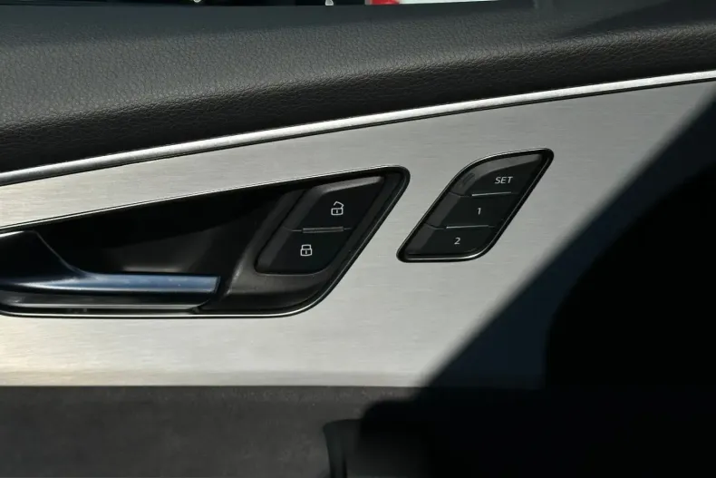 Audi Q8 din 2022 cu 48.524 km - oferta AUD207493 - foto 29