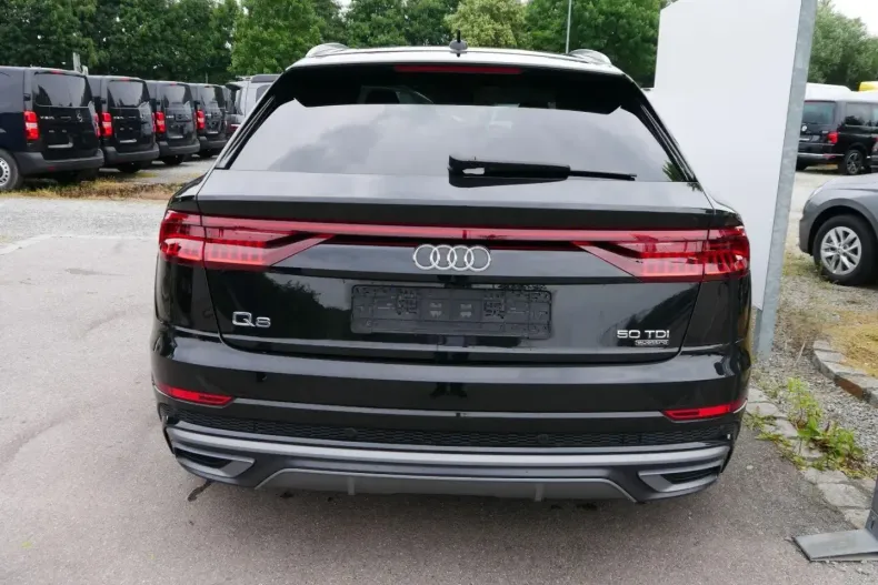 Audi Q8 din 2022 cu 92.400 km - oferta AUD207502 - foto 3