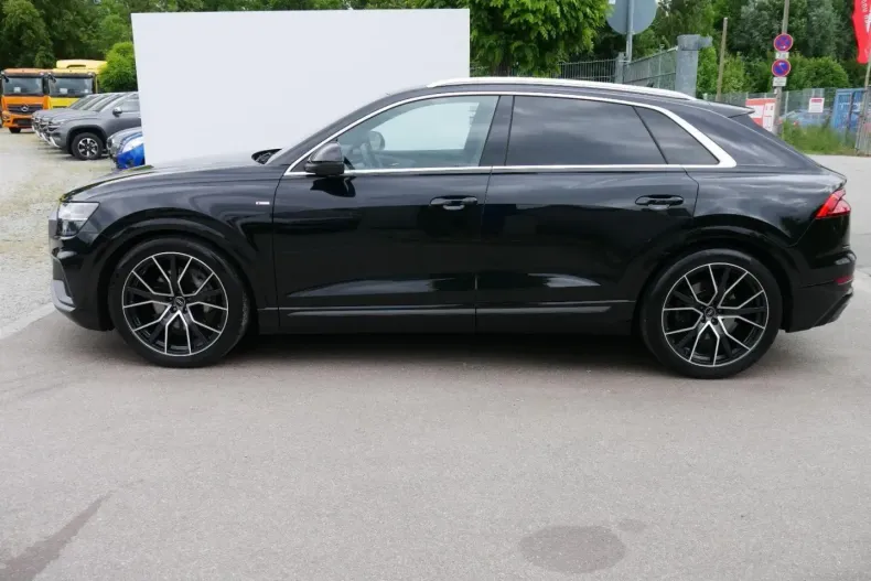 Audi Q8 din 2022 cu 92.400 km - oferta AUD207502 - foto 4