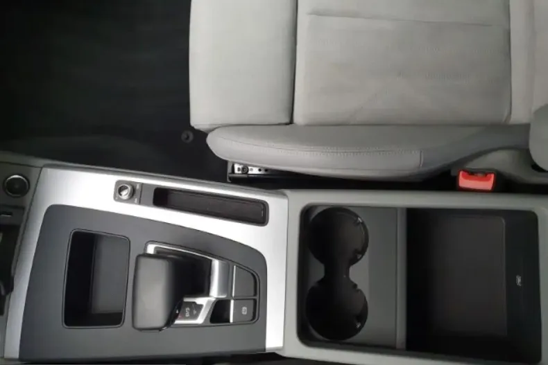 Audi Q5 din 2022 cu 43.599 km - oferta AUD207514 - foto 16