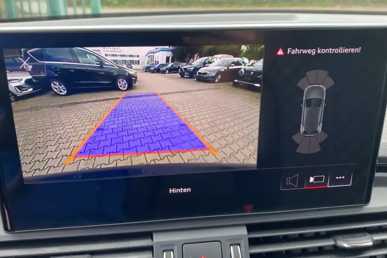 Audi Q5 din 2023 cu 85.425 km - oferta AUD207519 - foto 5