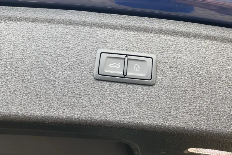 Audi Q5 din 2023 cu 85.425 km - oferta AUD207519 - foto 12