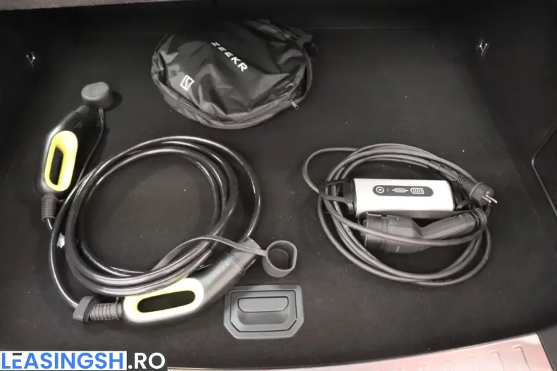 Zeekr 001 din 2024 cu 3.800 km - oferta ZEE207524 - foto 7