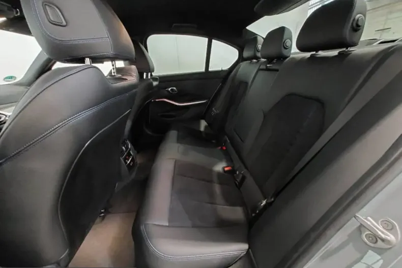 BMW 320 (Seria 3) din 2024 cu 57.700 km - oferta BMW207527 - foto 10