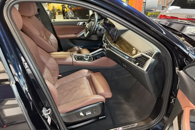 BMW X6 (Seria X) din 2024 cu 36.470 km - oferta BMW207529 - foto 17