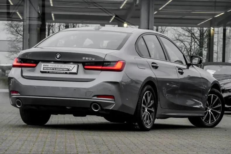 BMW 320 (Seria 3) din 2022 cu 65.276 km - oferta BMW207532 - foto 2