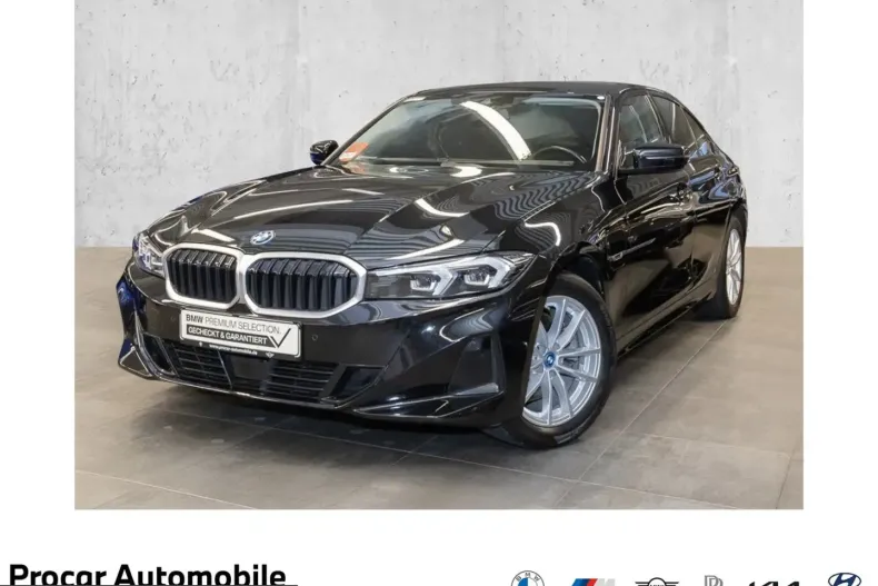 BMW 320 (Seria 3) din 2022 cu 65.240 km - oferta BMW207537 - foto 1