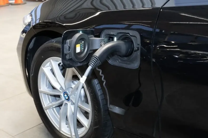 BMW 320 (Seria 3) din 2022 cu 65.240 km - oferta BMW207537 - foto 3