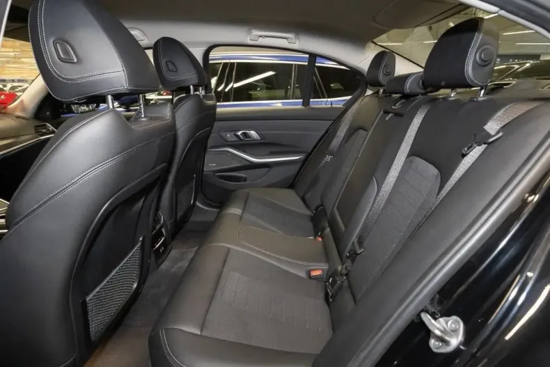 BMW 320 (Seria 3) din 2022 cu 65.240 km - oferta BMW207537 - foto 12