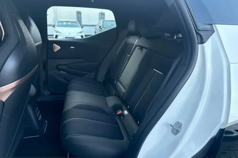 Zeekr X din 2025 cu 500 km - oferta ZEE207540 - foto 7