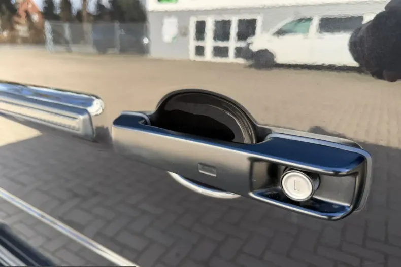 Mercedes-Benz G 63 AMG (Clasa G) din 2024 cu 41.400 km - oferta MER207550 - foto 32