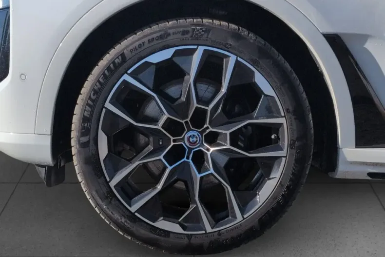 BMW X7 (Seria X) din 2023 cu 66.177 km - oferta BMW207555 - foto 13