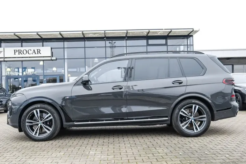 BMW X7 (Seria X) din 2023 cu 80.776 km - oferta BMW207556 - foto 8
