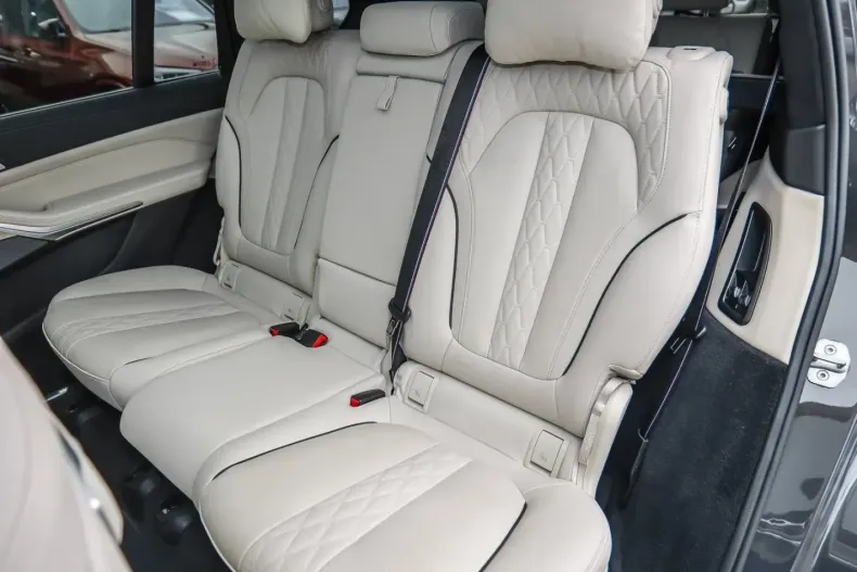 BMW X7 (Seria X) din 2023 cu 80.776 km - oferta BMW207556 - foto 18