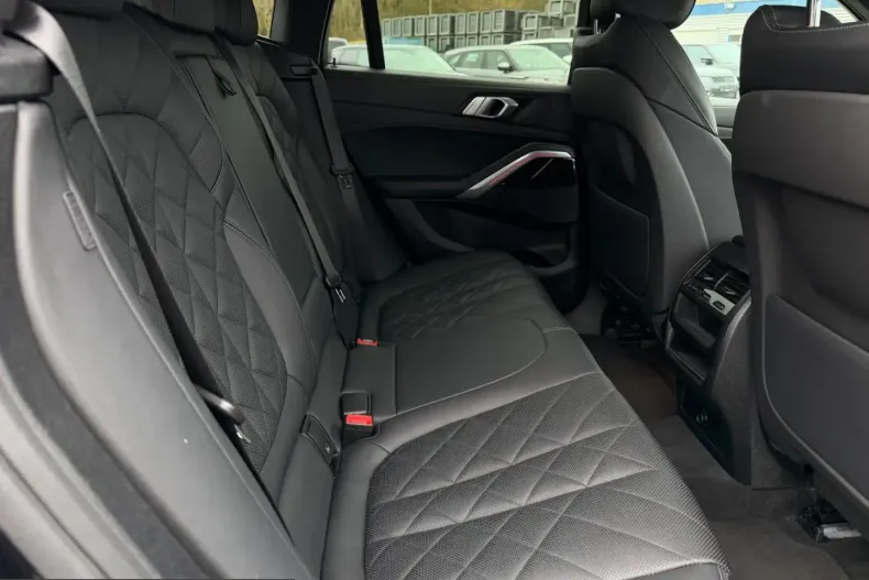 BMW X6 (Seria X) din 2023 cu 108.684 km - oferta BMW207557 - foto 15