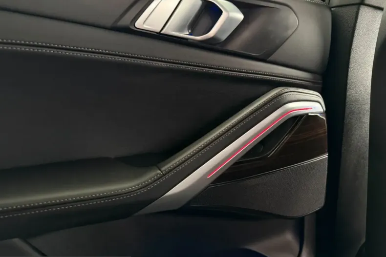 BMW X6 (Seria X) din 2023 cu 108.684 km - oferta BMW207557 - foto 16