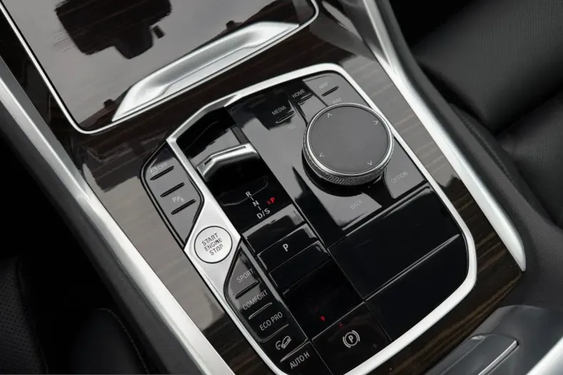 BMW X6 (Seria X) din 2023 cu 108.684 km - oferta BMW207557 - foto 26