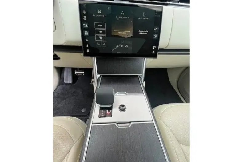 Land Rover Range Rover din 2024 cu 53.500 km - oferta LAN207560 - foto 10