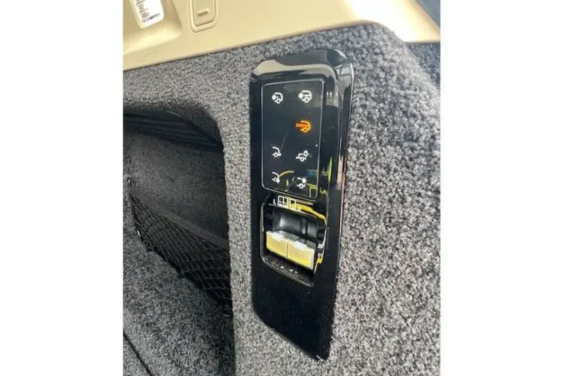 Land Rover Range Rover din 2024 cu 53.500 km - oferta LAN207560 - foto 24