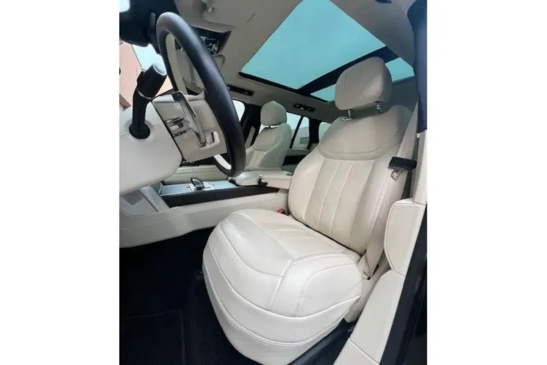 Land Rover Range Rover din 2024 cu 53.500 km - oferta LAN207560 - foto 26