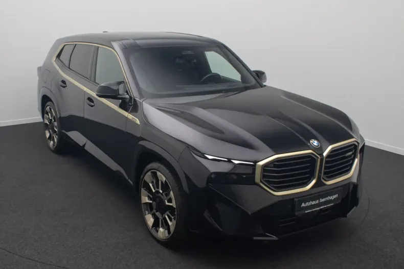 BMW XM (Seria X) din 2024 cu 30.810 km - oferta BMW207563 - foto 3