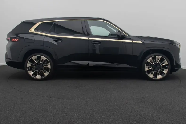 BMW XM (Seria X) din 2024 cu 30.810 km - oferta BMW207563 - foto 5