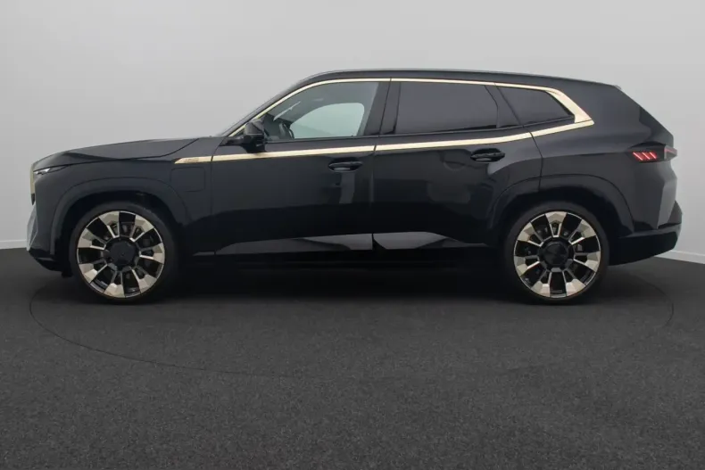 BMW XM (Seria X) din 2024 cu 30.810 km - oferta BMW207563 - foto 11