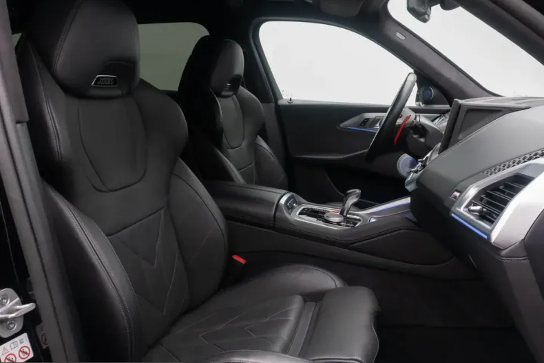 BMW XM (Seria X) din 2024 cu 30.810 km - oferta BMW207563 - foto 36