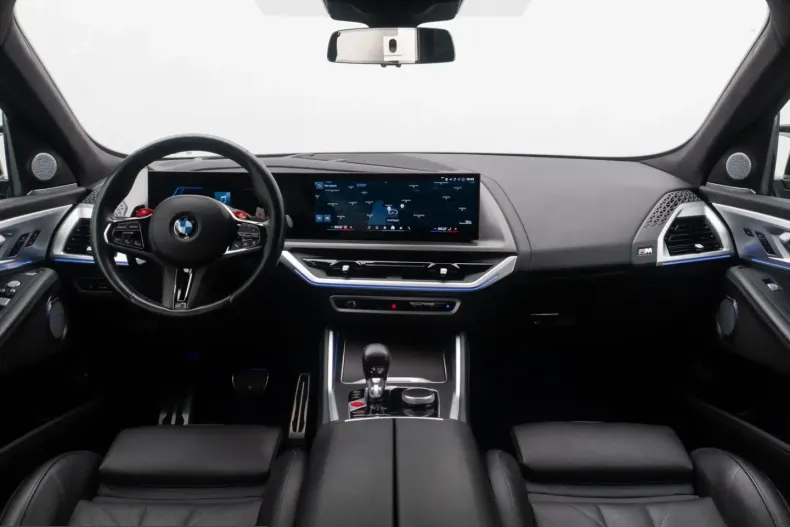 BMW XM (Seria X) din 2024 cu 30.810 km - oferta BMW207563 - foto 39