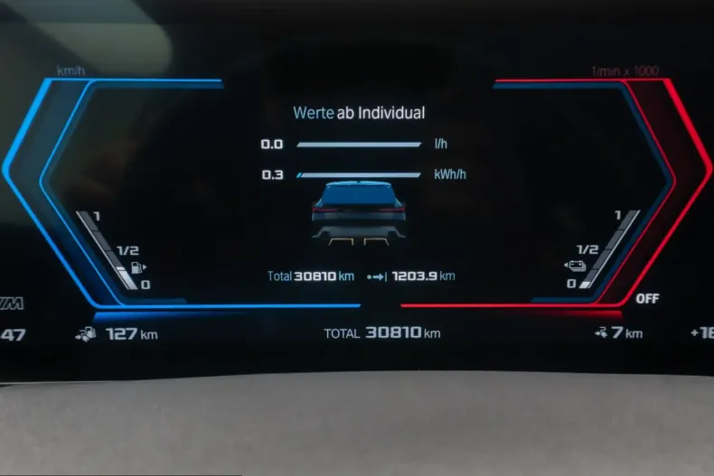 BMW XM (Seria X) din 2024 cu 30.810 km - oferta BMW207563 - foto 41