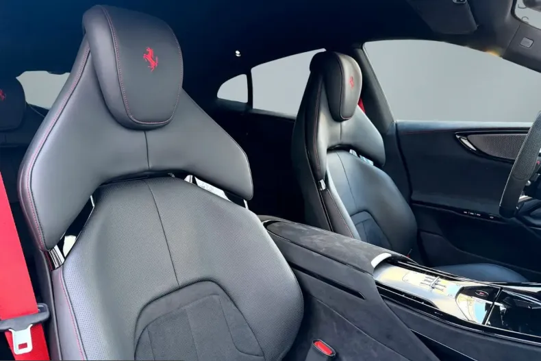 Ferrari Purosangue din 2025 cu 2.300 km - oferta FER207566 - foto 12